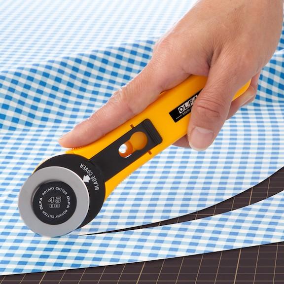 [HCM]Dao Cắt Da Vải Simili-Rotary Cutter OLFA