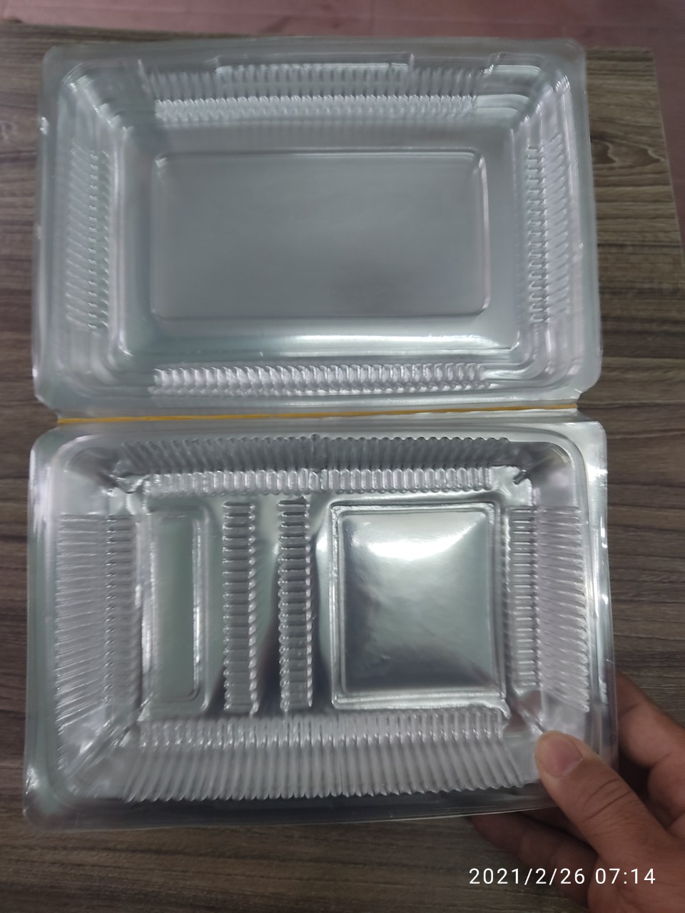 100 HỘP NHỰA ĐỰNG BÁNH H25CN 19 X 13 X 5 CM