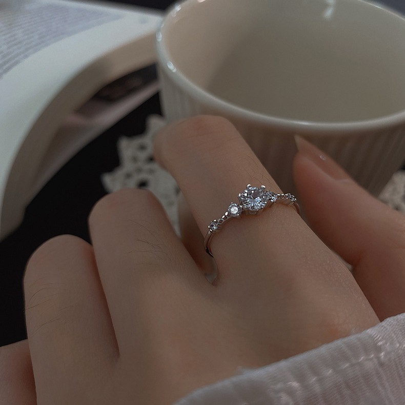 Nhẫn đính đá tinh tế đơn giản dành cho nữ - Mely B82