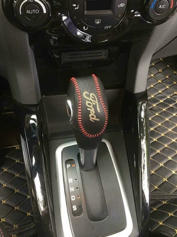 Bọc da cần số xe Ford ecosport, Fiesta, focus (AT)...da tự nhiên