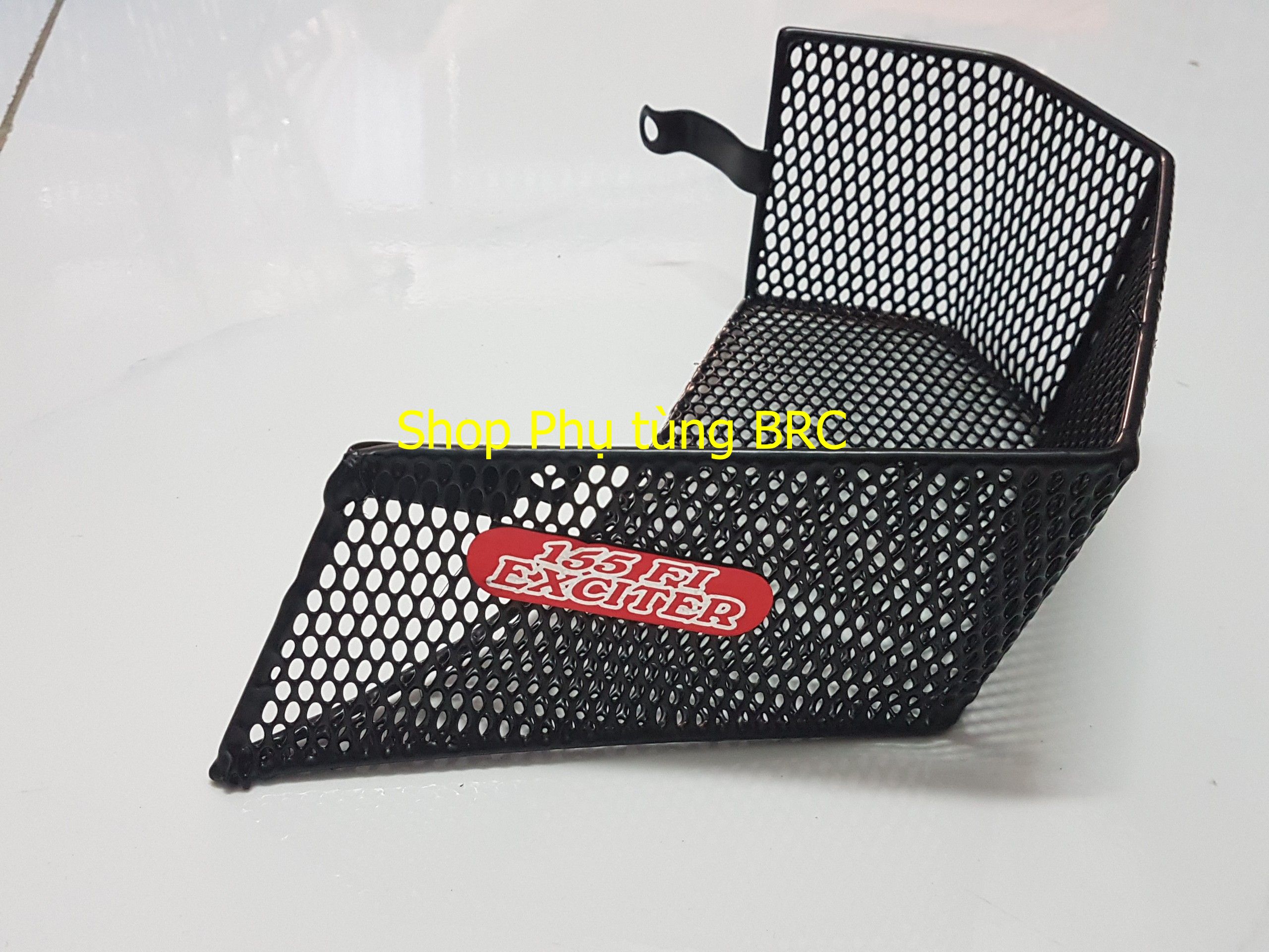 Rổ hông để hàng xe EXCITER 155.