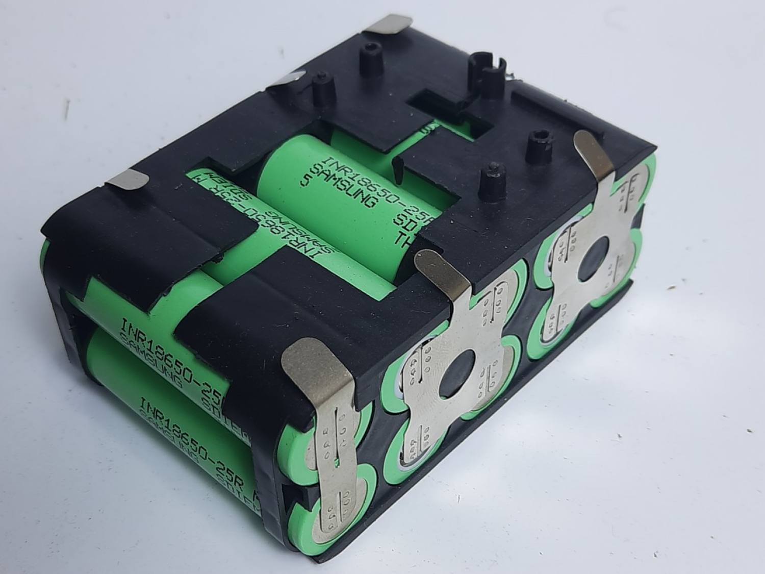 Khối pin 18v - 21v 5s li-ion cell samsung 25r, dòng xả cao dùng cho máy công cụ tải lớn