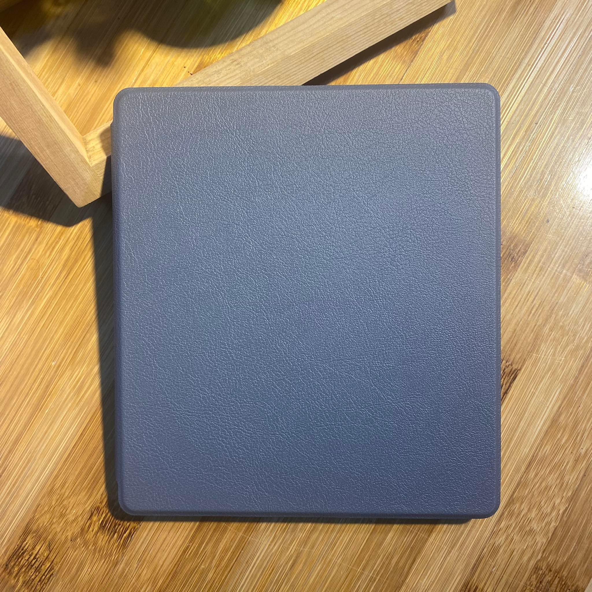 [FreeshipMAX] Bao Da Cover nhựa dẻo máy đọc sách Kindle Oasis 2 & 3