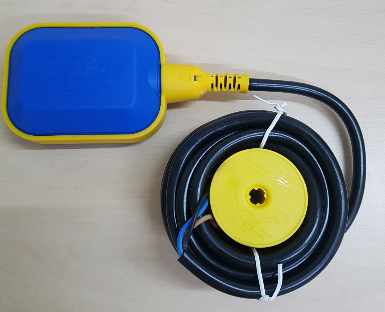 Phao bồn bơm nước tự động 2m
