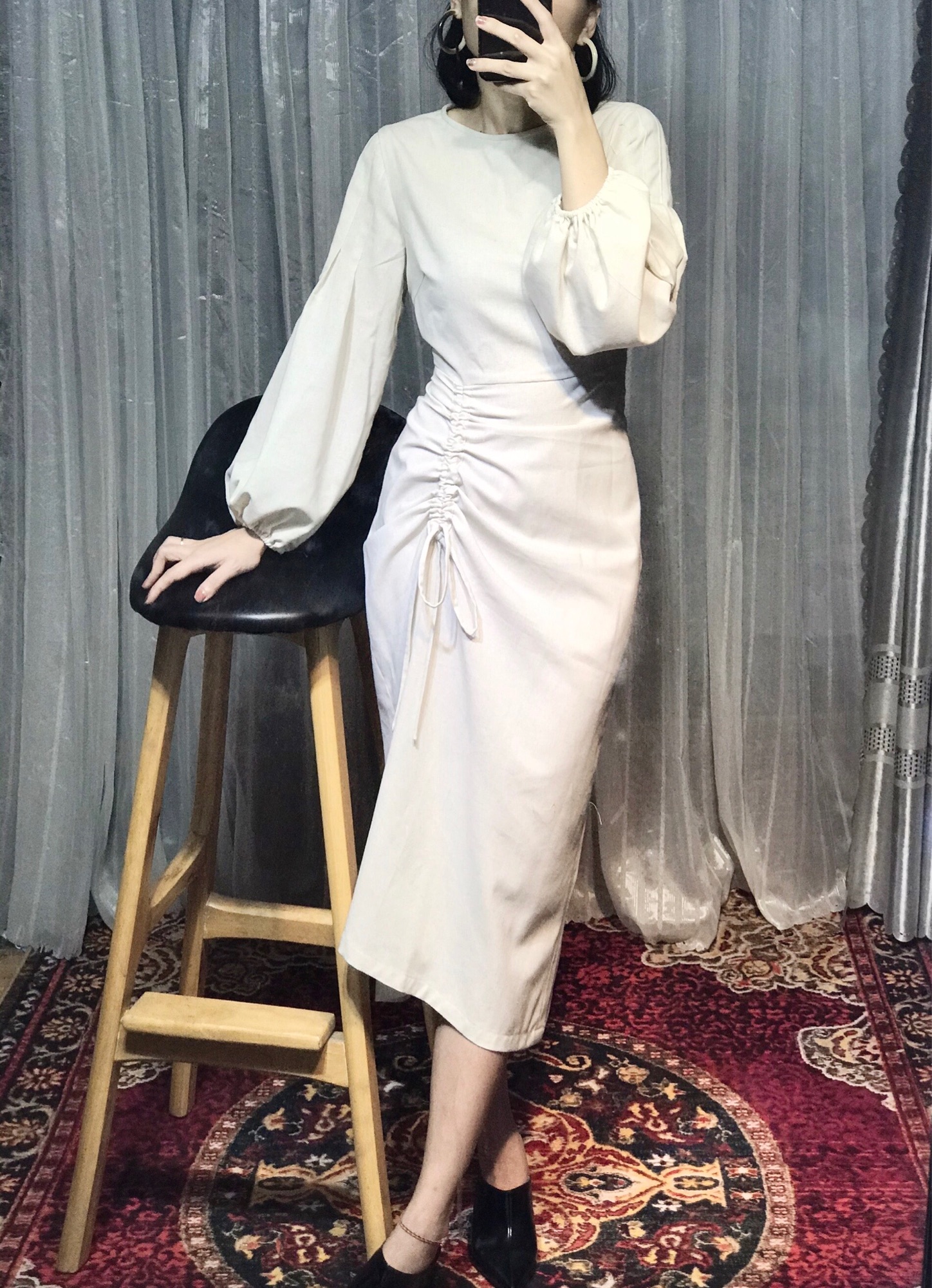 Đầm tay dài rút nhún vải Linen