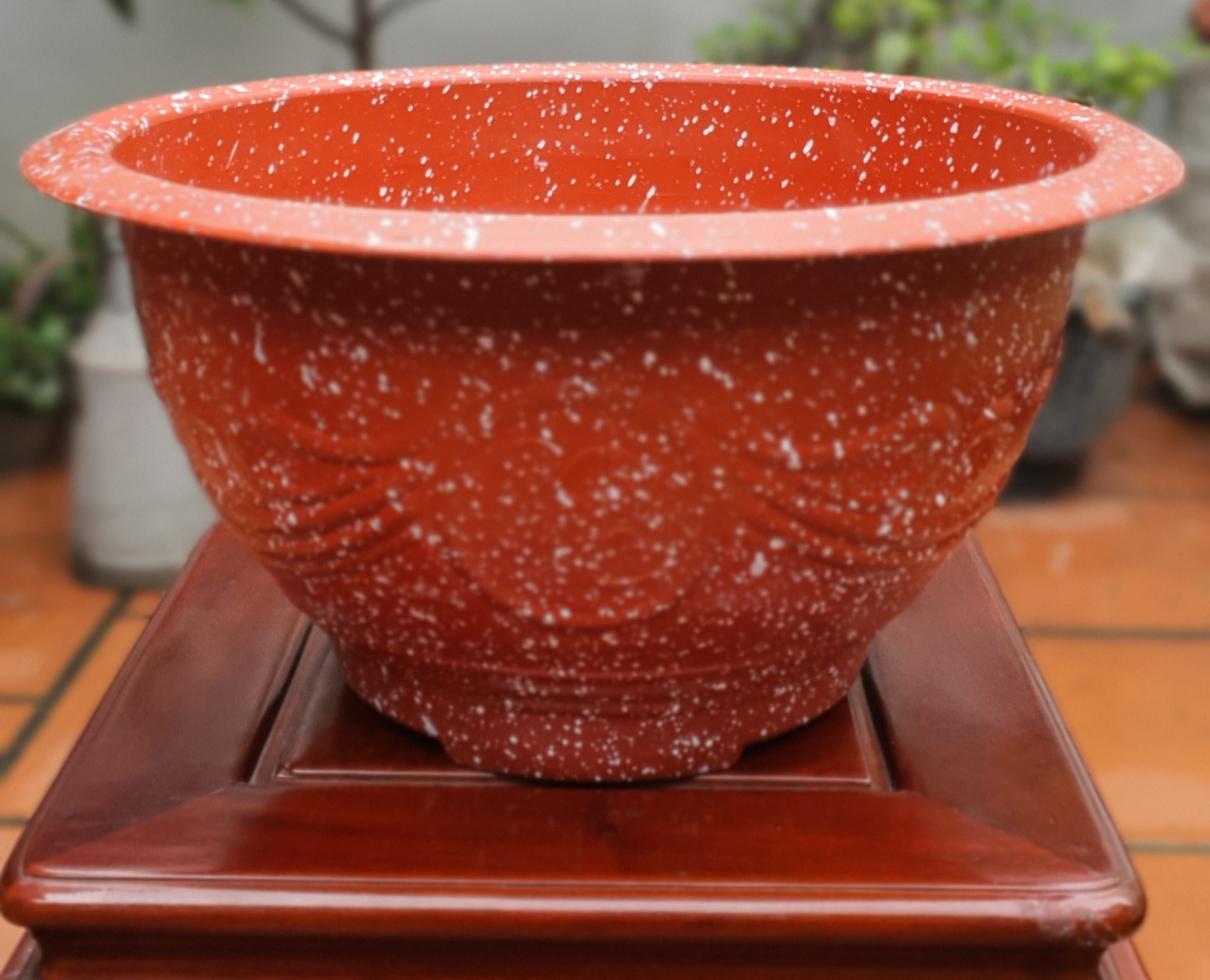 Chậu nhựa tròn T48 đỏ hoa văn đa dạng