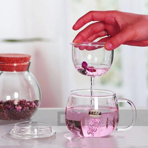 Ly thủy tinh trà có ngăn lọc và nắp đậy sang trọng