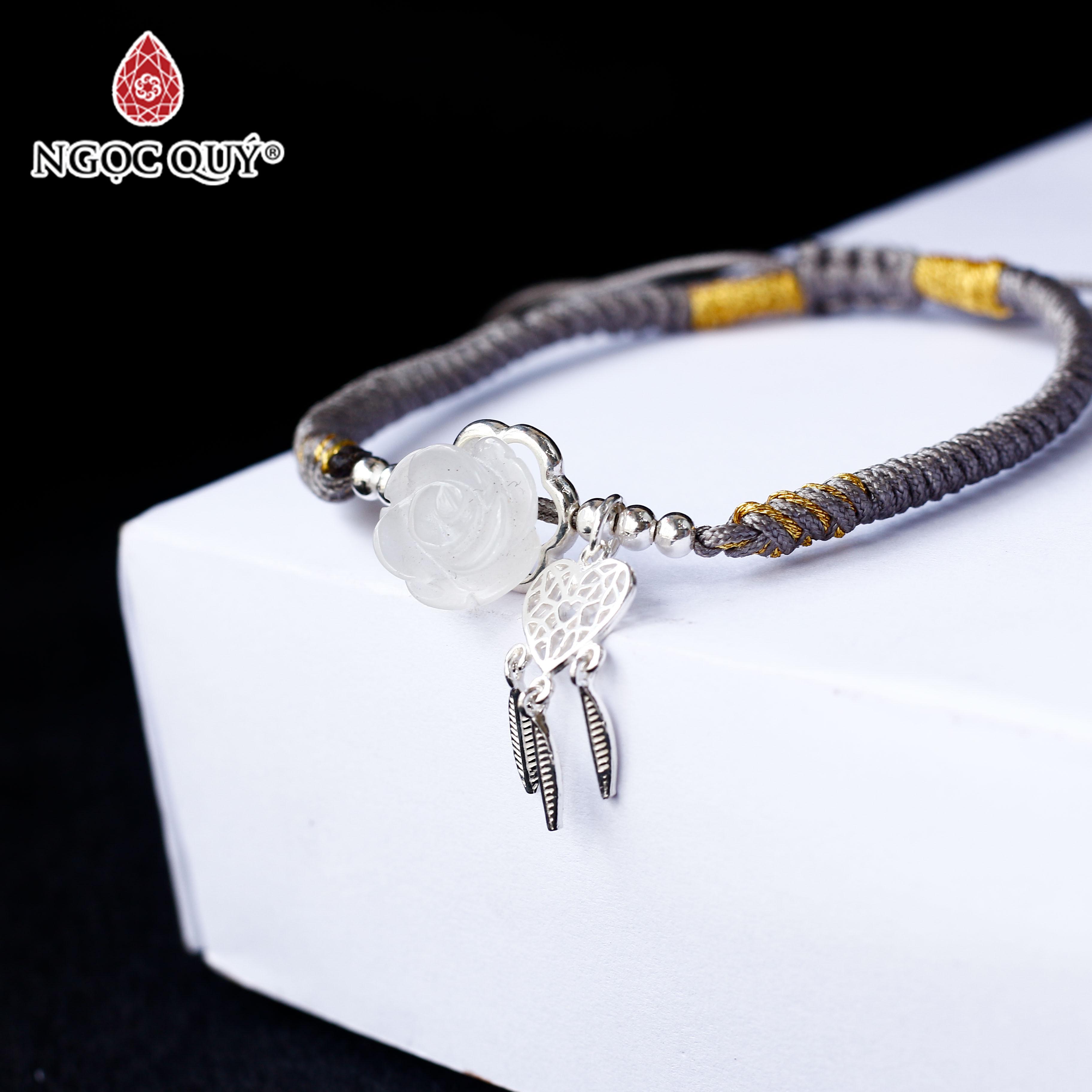Vòng tay thắt dây hoa hồng đá thiên nhiên phối charm dream catcher trái tim - Ngọc Quý