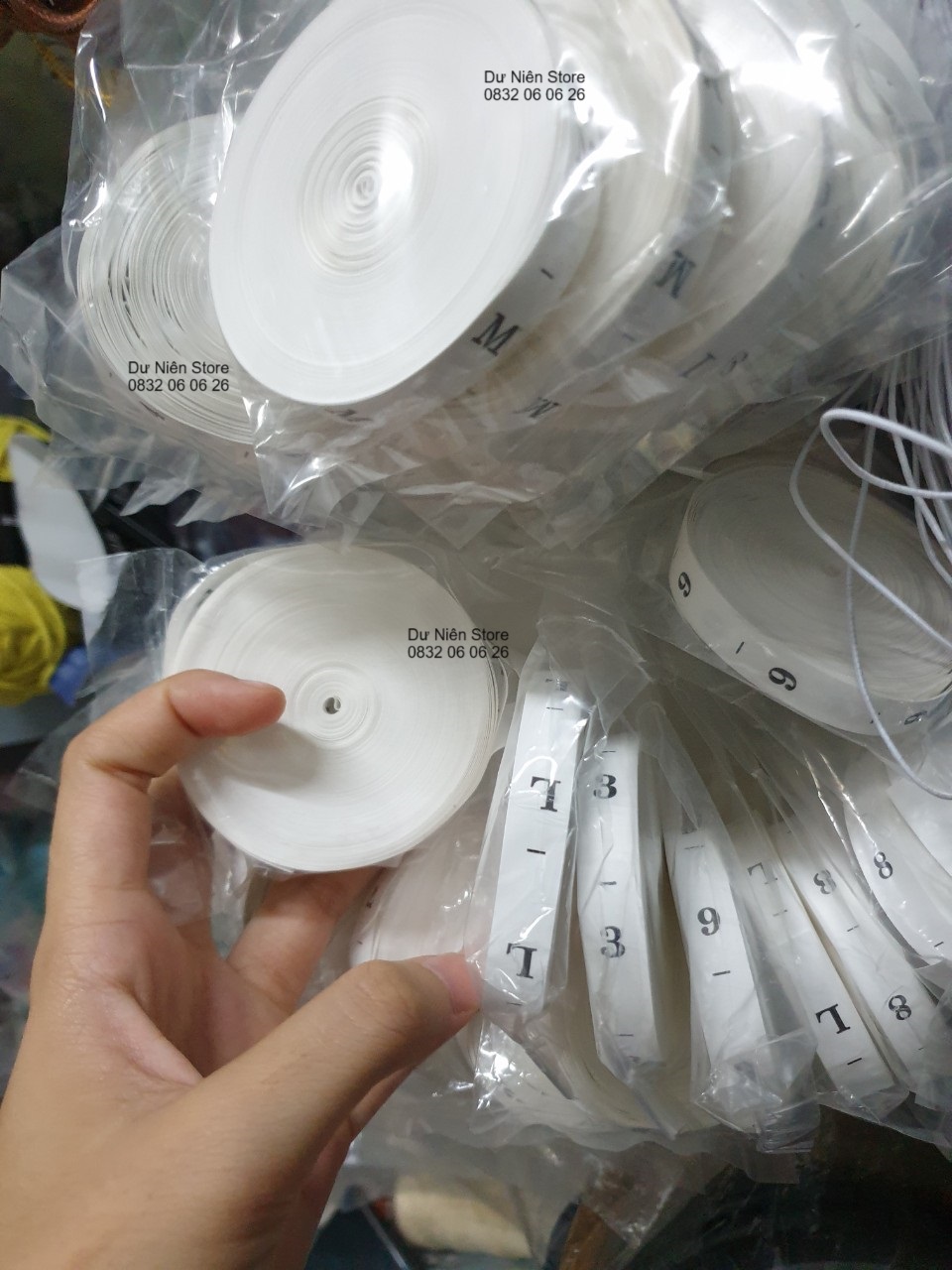 Cuộn 1000 Tem Size Số, Size Chữ In Trên Giấy Dai.