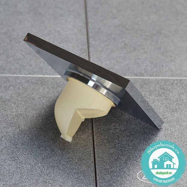 [HCM]Phễu Thoát Sàn Chống Mùi Và Côn Trùng CA672
