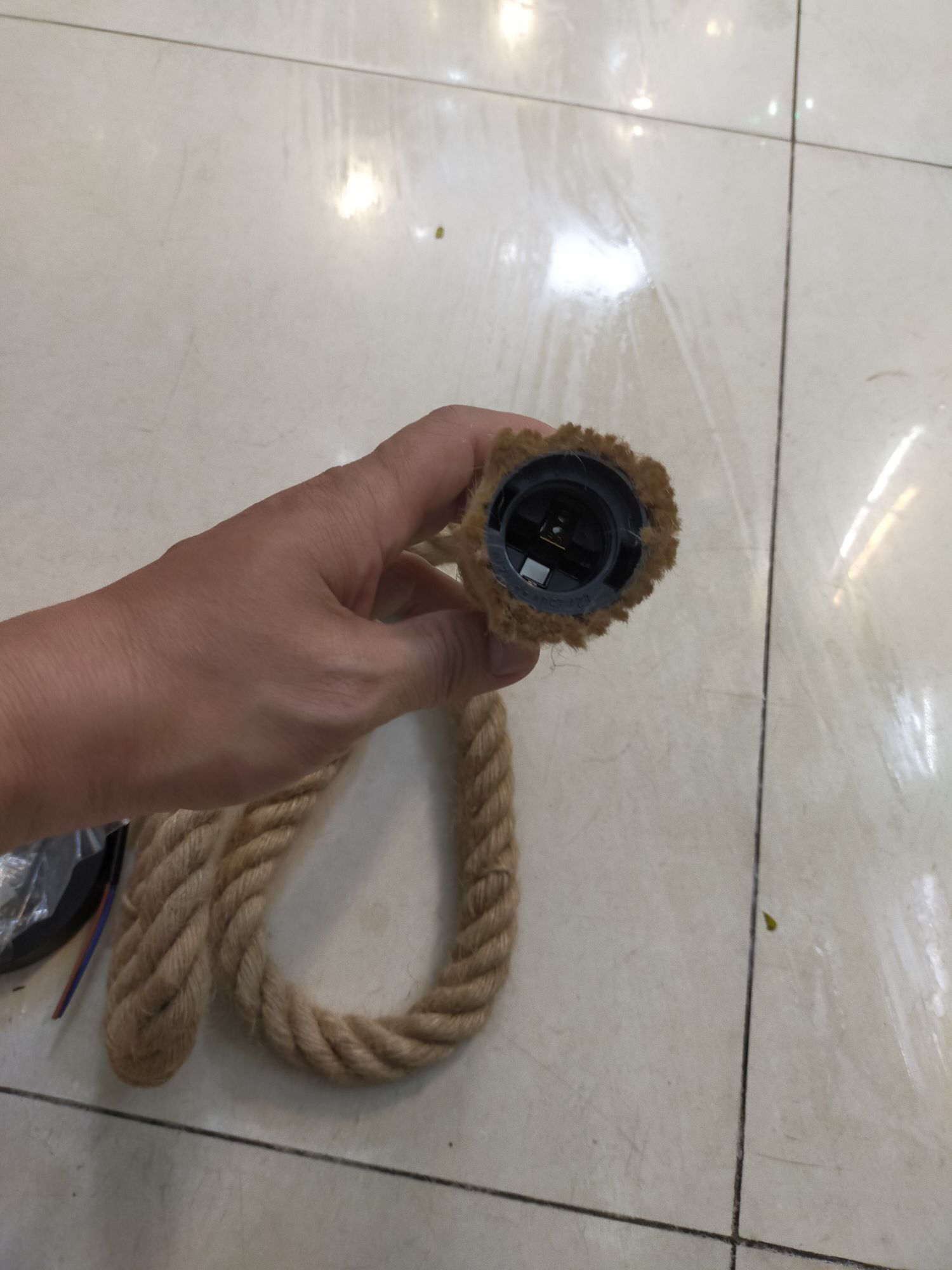 Thả dây thừng đơn 1m đui E27 phổ thông