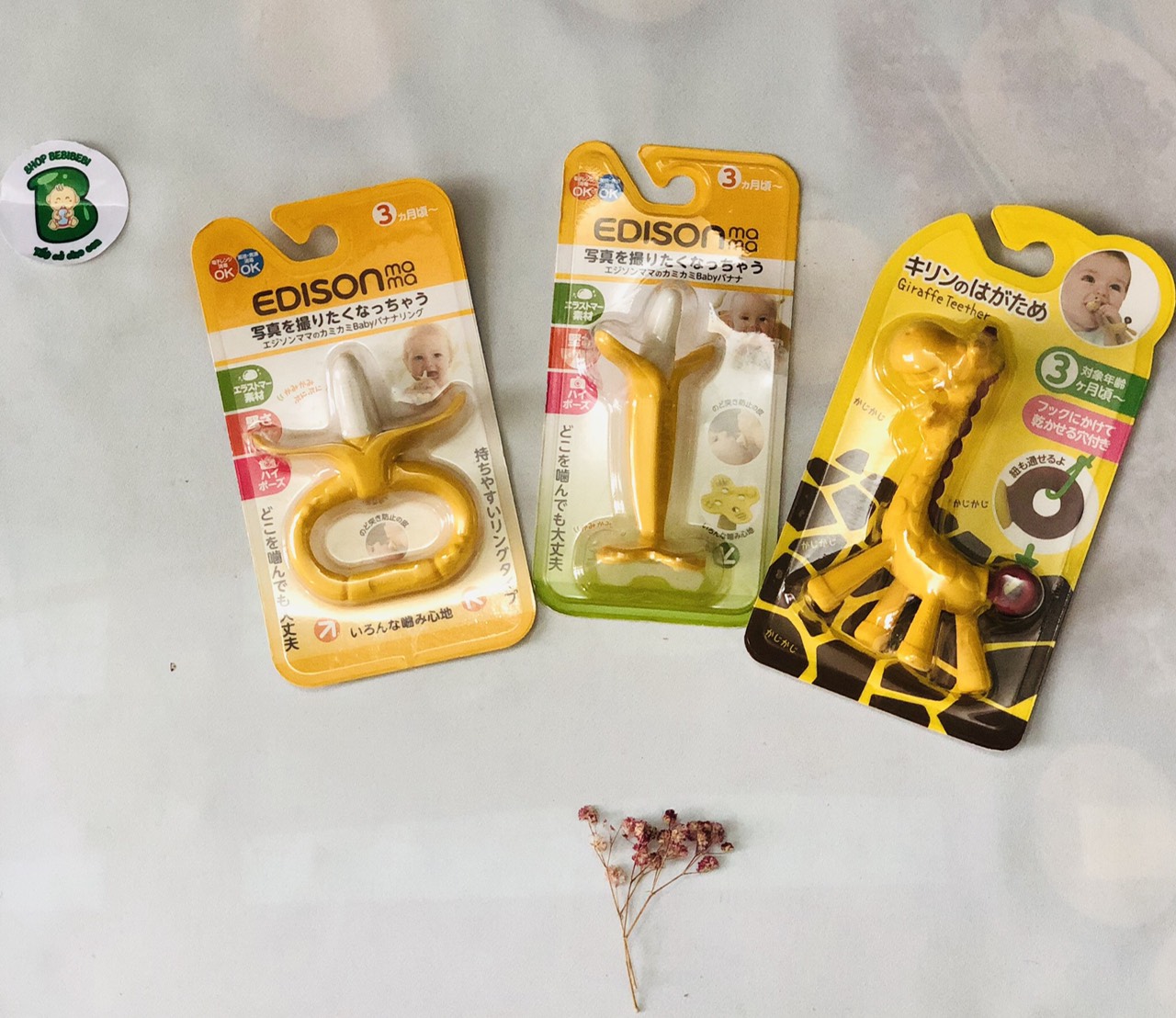 [HCM]GẶM NƯỚU HÌNH QUẢ DÂU ĐỎ CHO BÉ