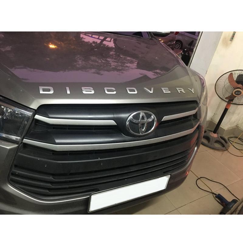 Tem logo chữ nổi DISCOVERY trang trí xe (bạc)