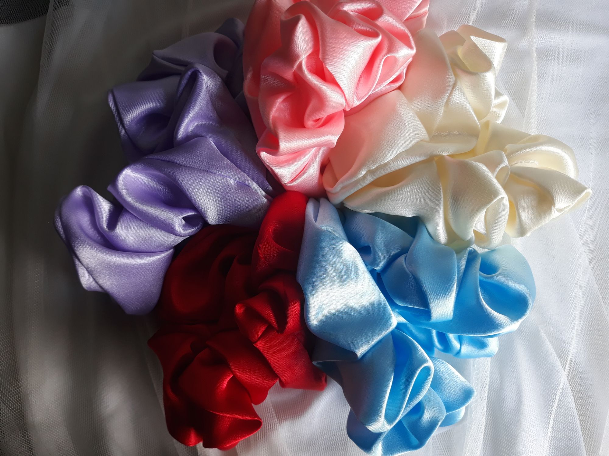 Scrunchies phi bóng