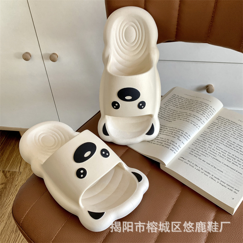 Dép đúc gấu cao su form đẹp, mang êm chân, dép đúc cao su nguyên khối hình gấu siêu xinh tido , ti do