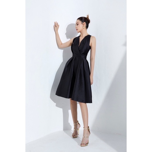 LALLA - Đầm sát nách Luli cổ chữ V xoè nhẹ nữ