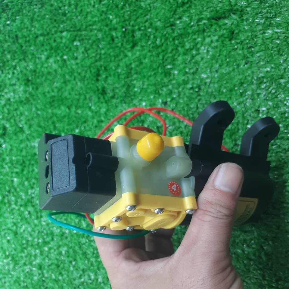 Bơm đơn sinleader 12v dùng cho bình xịt điện