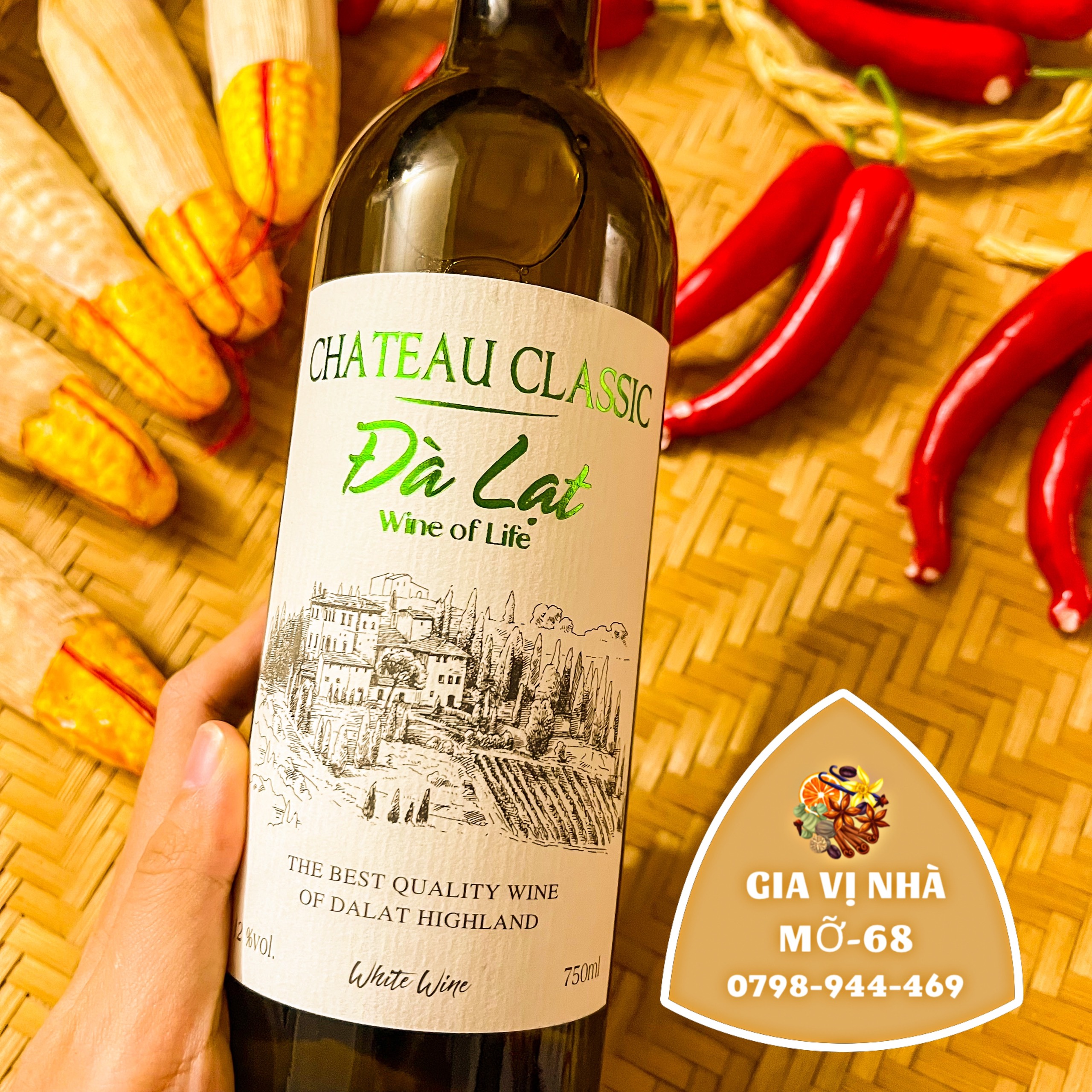 VANG TRẮNG ĐÀ LẠT CHATEAU CLASSIC ( DÙNG TRONG NẤU ĂN )- CHAI 750ML