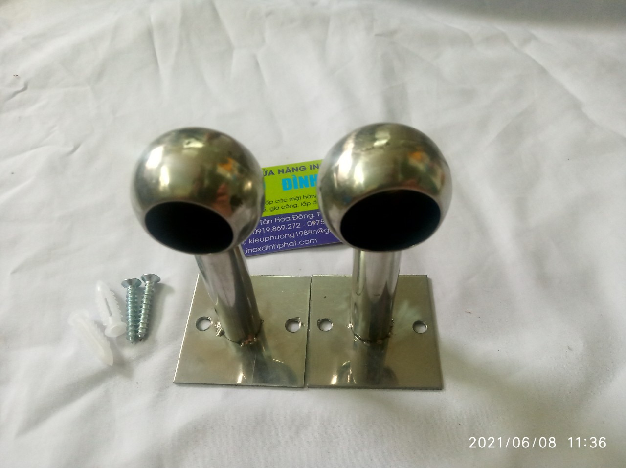 [HCM]bộ 2 cái bass bắt tường treo rèm phi 25