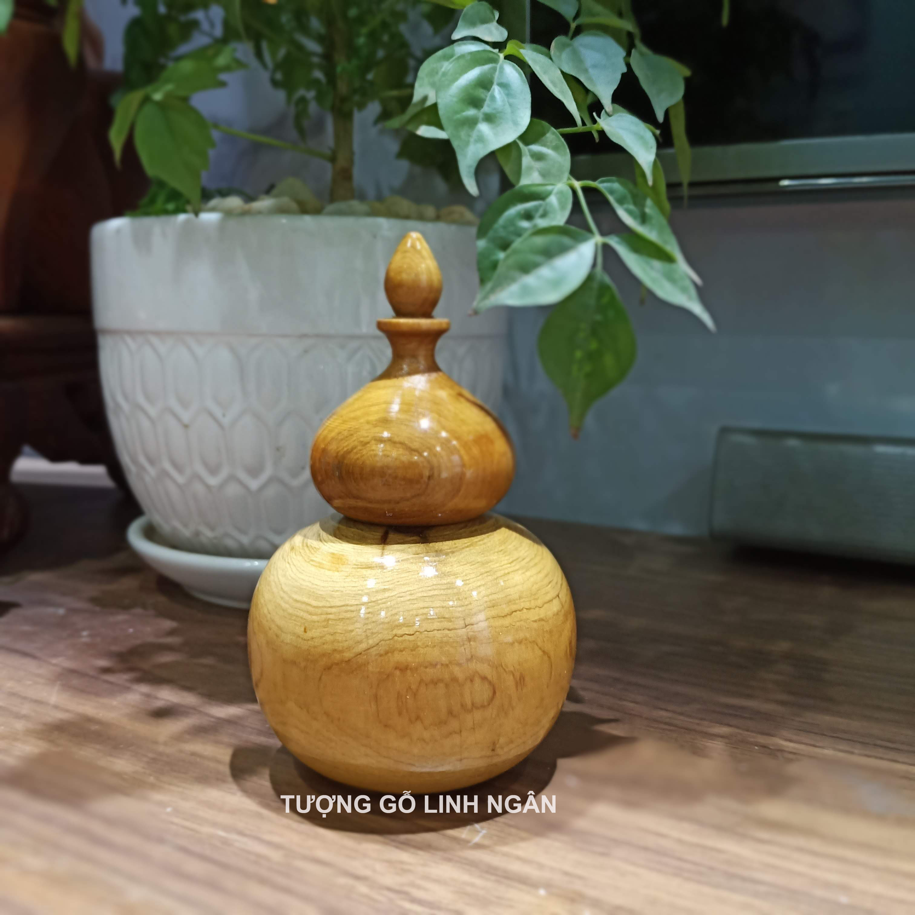 Lọ đựng tăm hồ lô gỗ bách xanh