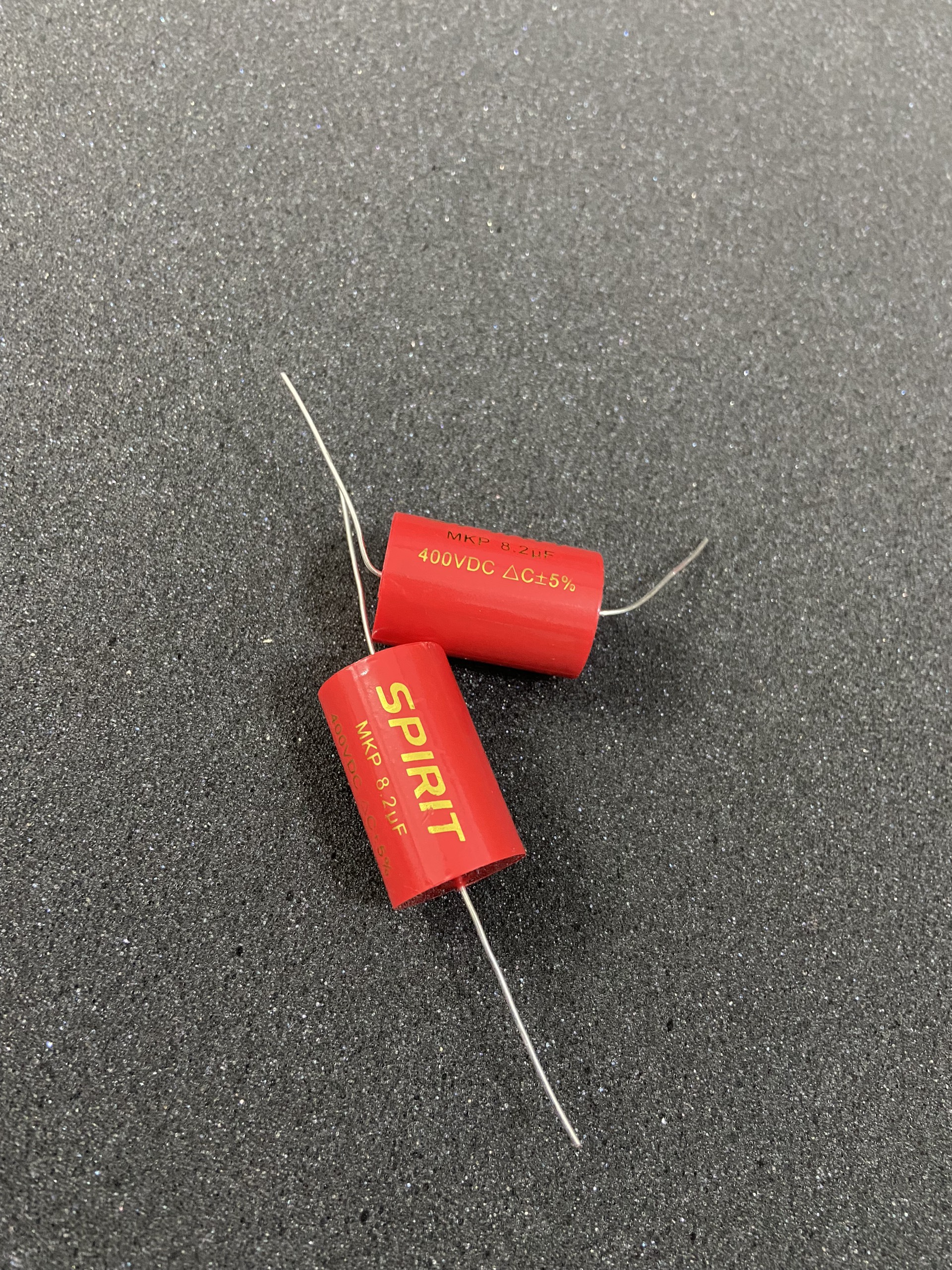 Tụ lọc phân tần cản loa treble ( tụ đỏ ) 8.2uf 400v hàng cao cấp