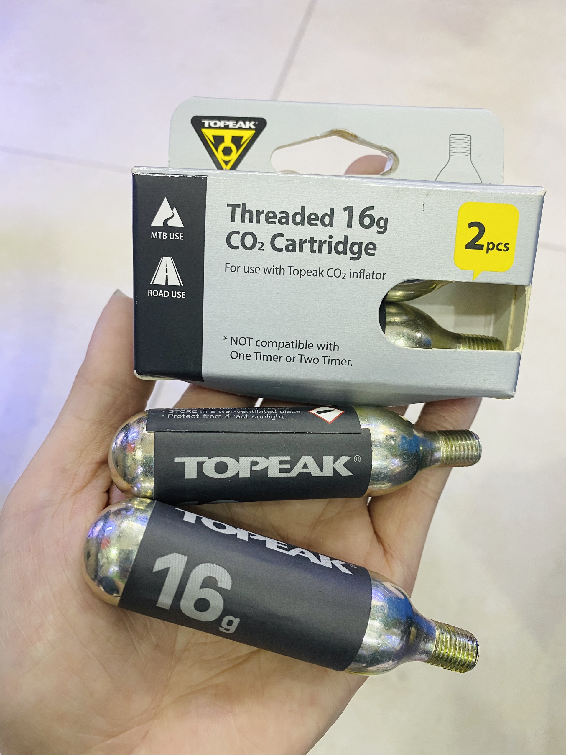 [HCM]Bình CO2 16G TOPEAK (Loại 16g) (Có Ren) (2 Bình) (TCOT-2)