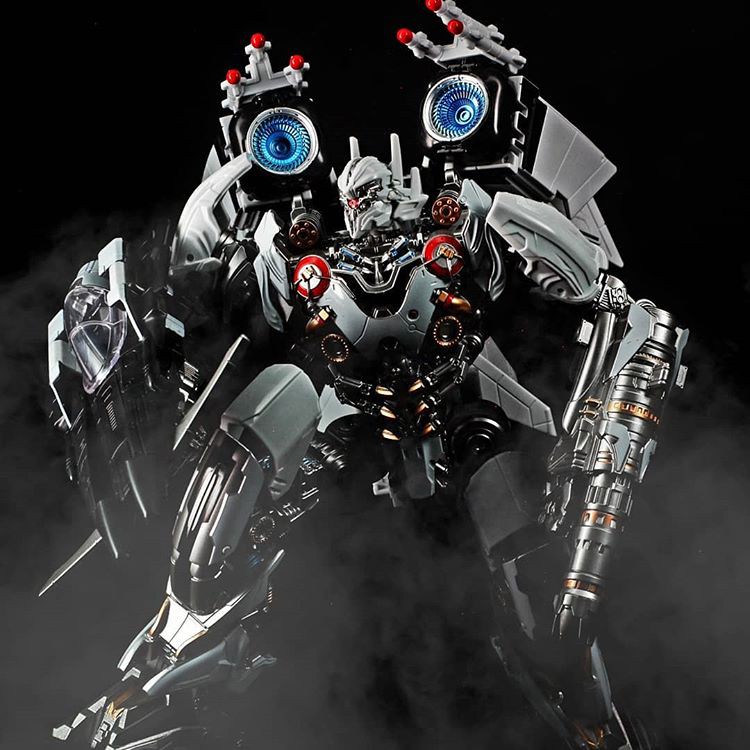 Mô hình Robot Transformer Nitro Zeus LS01