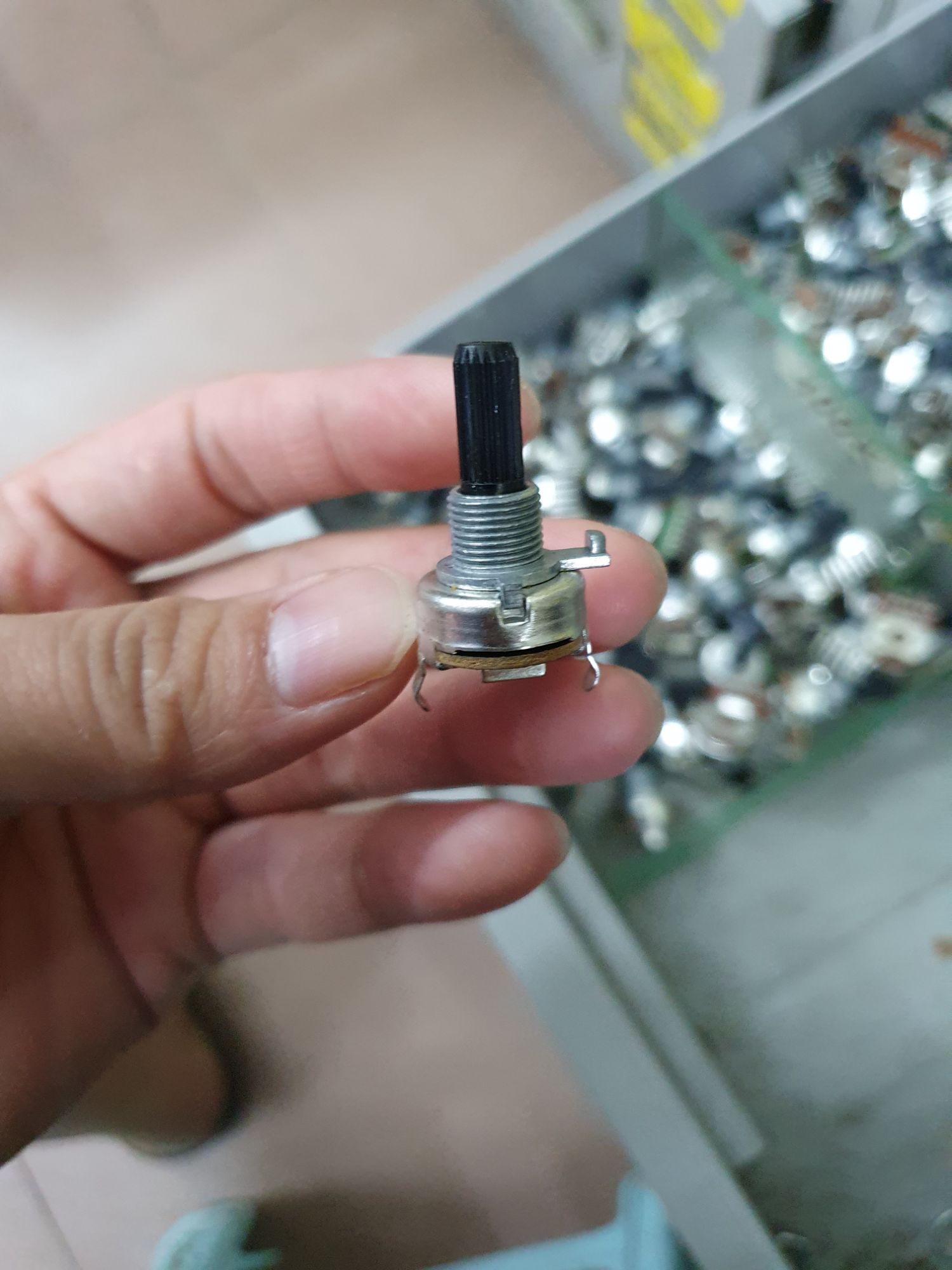 5 chiếc chiết áp 6 chân 1 hàng 100K
