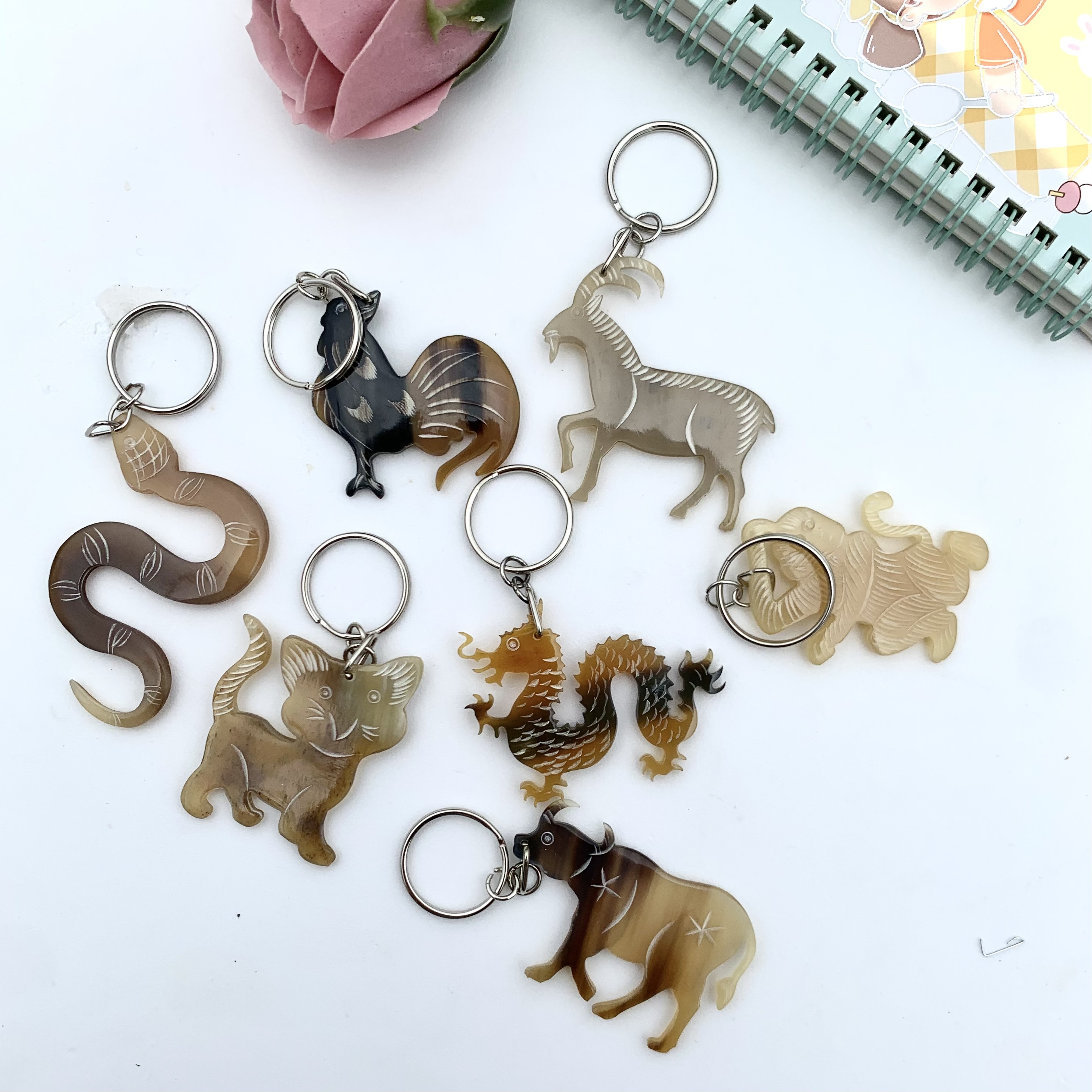 Móc khoá sừng 12 con giáp đẹp - độc - lạ