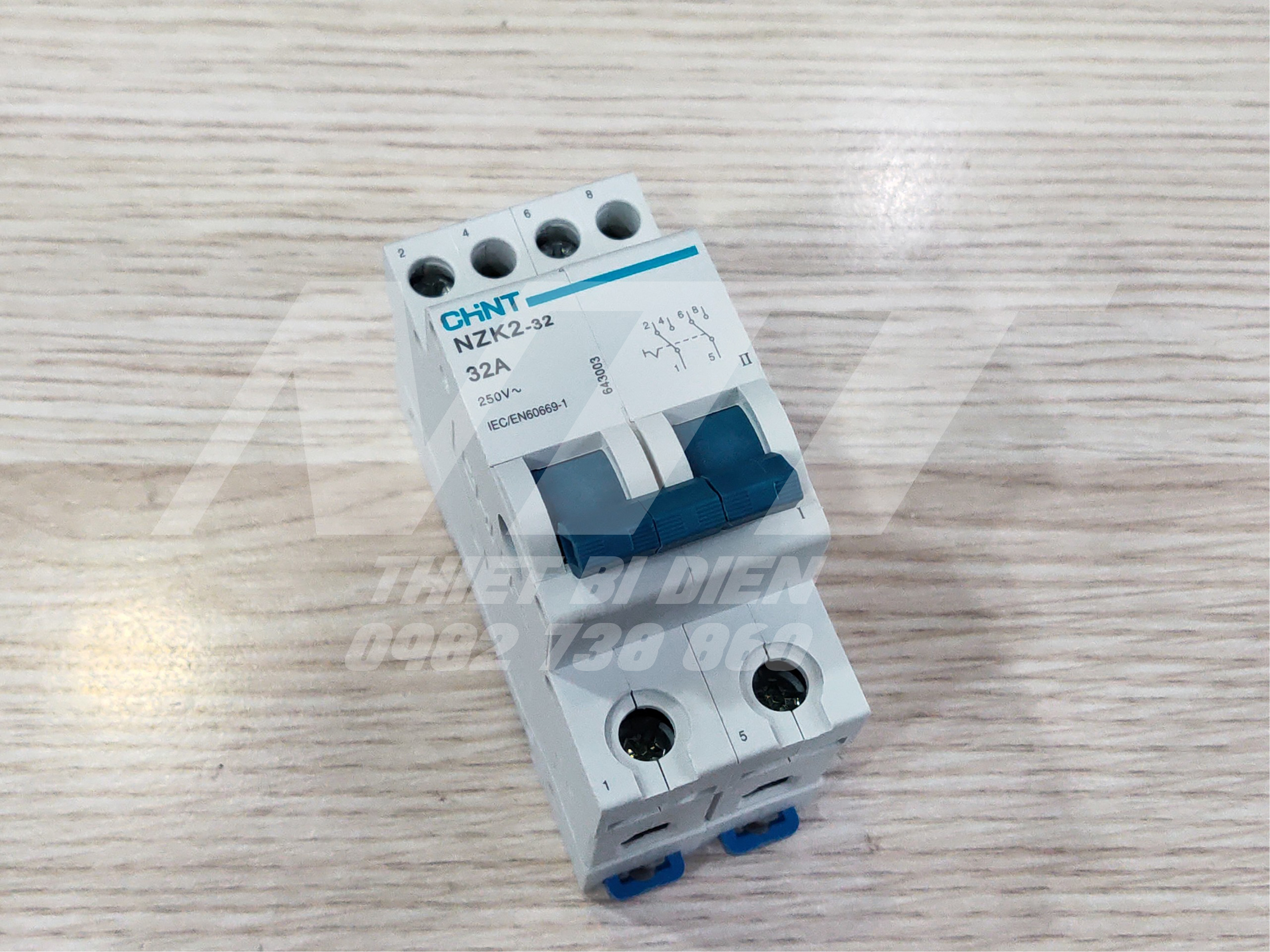 Cb chuyển nguồn nzk2-32/2 2p 32a chint