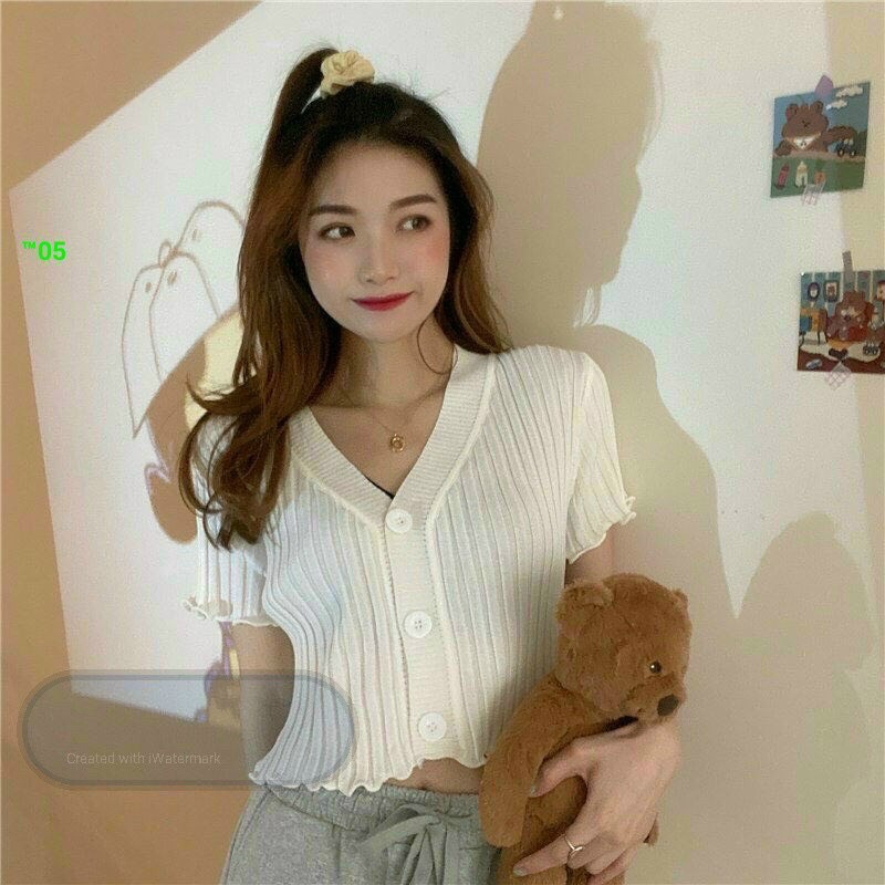 ÁO KIỂU CROPTOP NGẮN TAY GÀI NÚT THUN GÂN