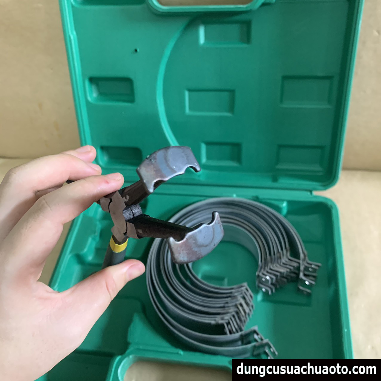 Bộ vào xéc măng piston