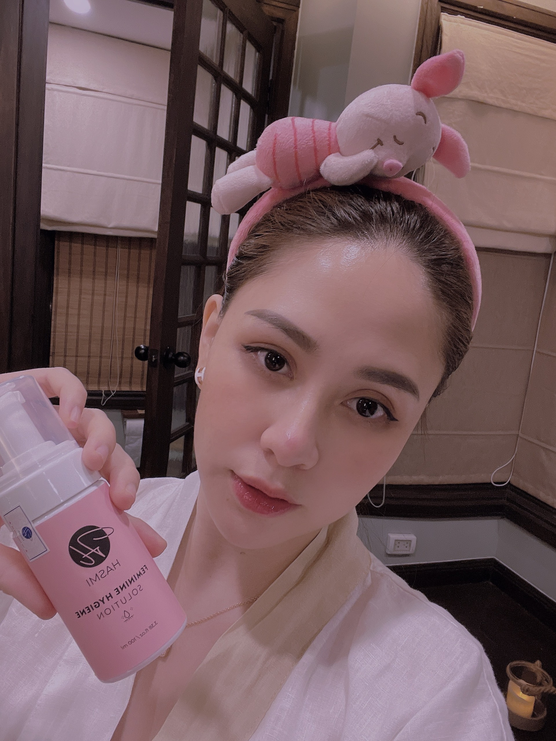 Dung dịch vệ sinh phụ nữ Hasmi Gold Hàn quốc 100ml