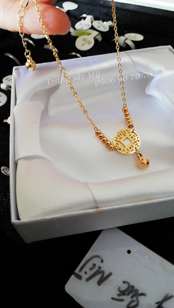LẮC CHÂN TITAN MẠ VÀNG