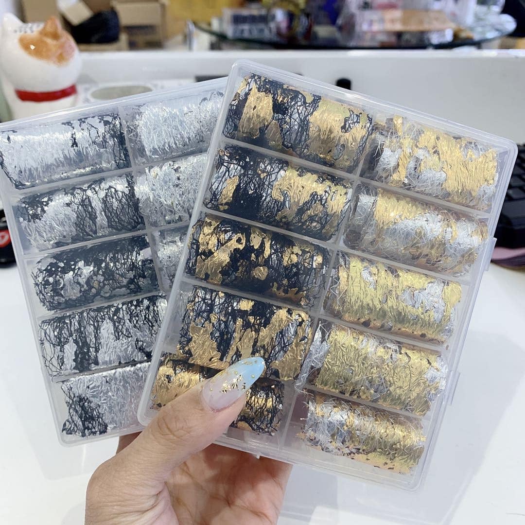 set phoi vàng bạc làm nail
