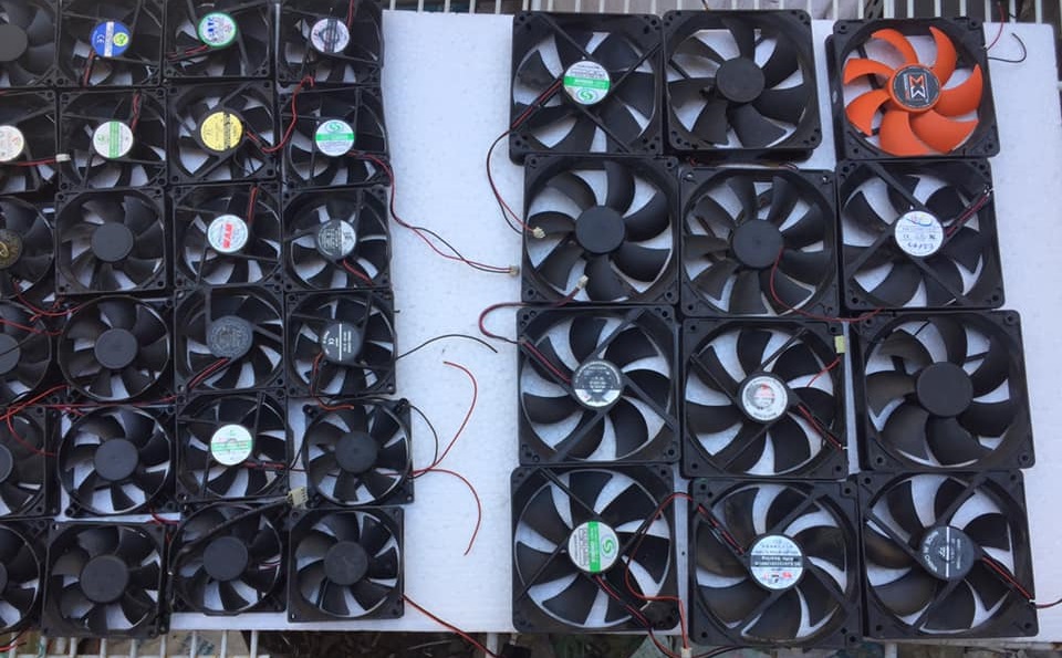 5 PCs 8x8x2cm DC fan power supply