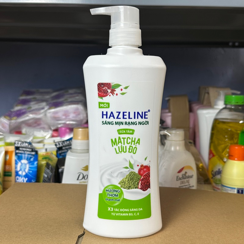 [HCM]Sữa Tắm Dưỡng Sáng Da Hazeline Matcha Lựu Đỏ (700g)