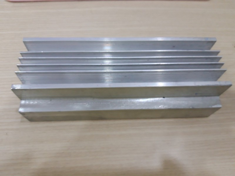 NHÔM TÀN NHIỆT 2U 20 CM - 1 MIẾNG