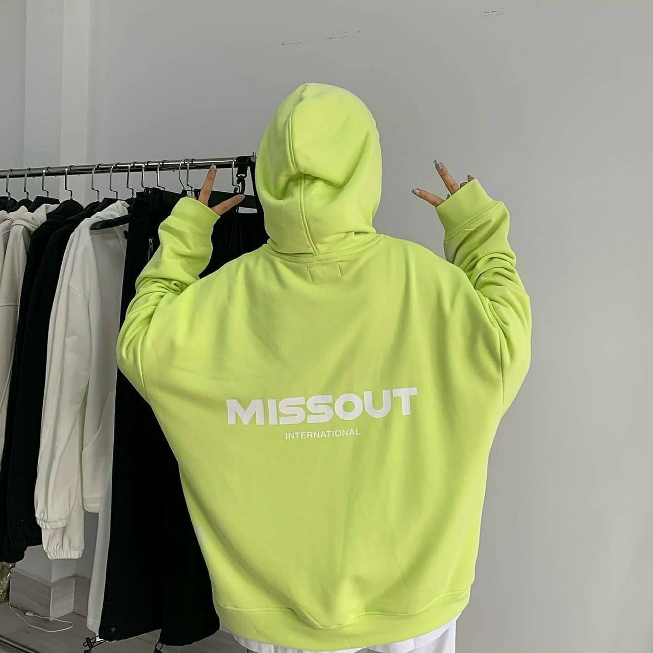 Áo khoác hoodie nữ MTS dây kéo chất thun nỉ dày dặn thu đông thiết kế năng động cho giới trẻ thích hơp đi học đi chơi