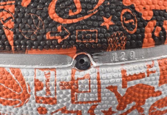 Quả bóng rổ Spalding NBA Graffiti số 7 (73-722Z) (Tặng kim bơm bóng+ túi lưới đựng bóng)