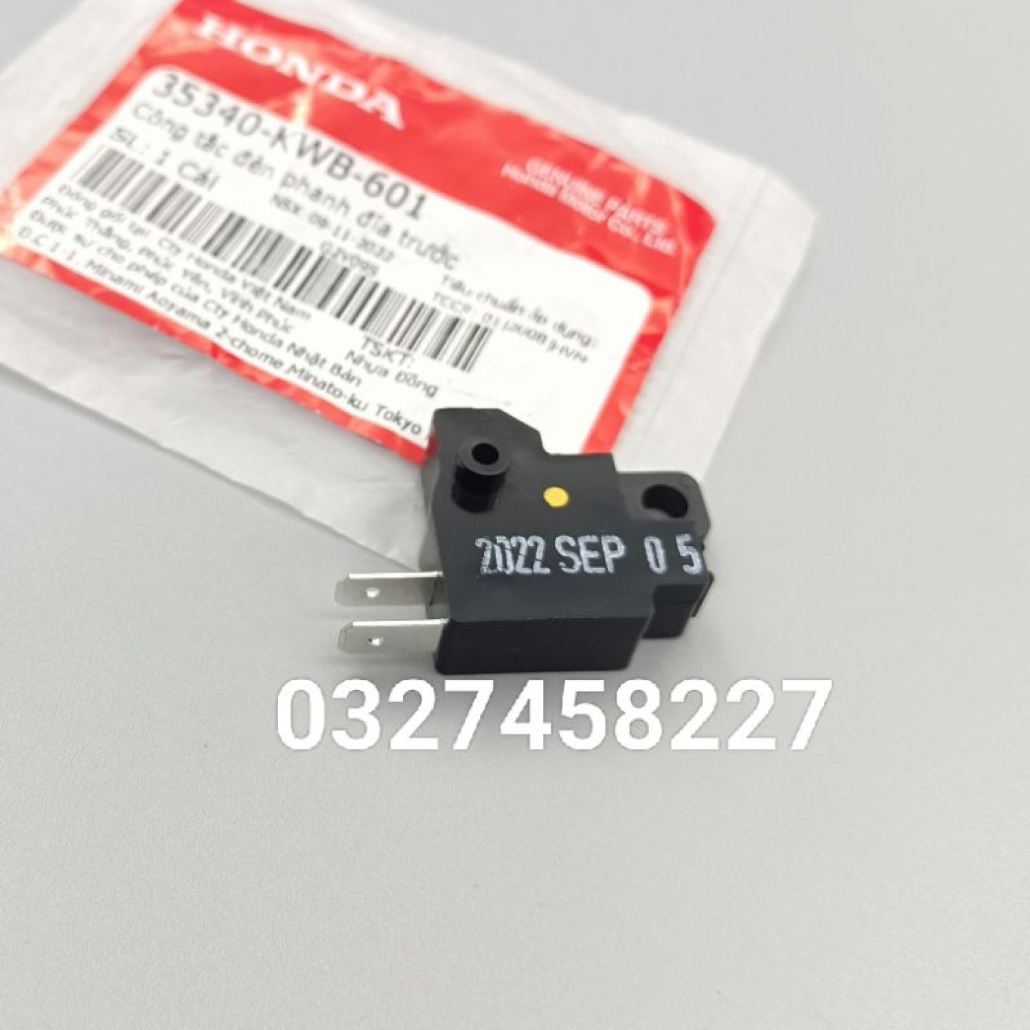 Công tắc đèn stop tay phanh đĩa wave s110, rsx, future... zin