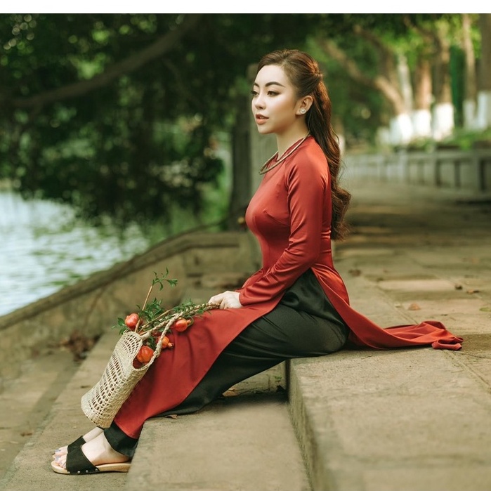 Áo Dài Cách Tân  dáng Xuông 2 Tà Lụa Tây Thi Cao Cấp ( Xuông cổ tròn )
