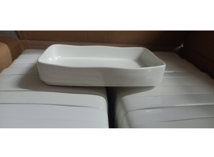 Đĩa sứ Minh Long sâu lòng VNA