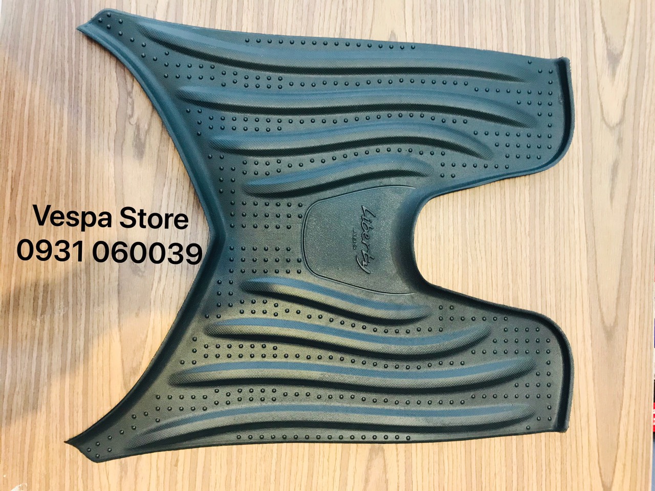 THẢM LÓT CHÂN XE VESPA