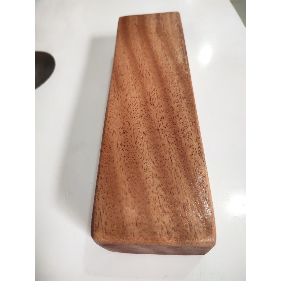 cục gỗ đập nguội