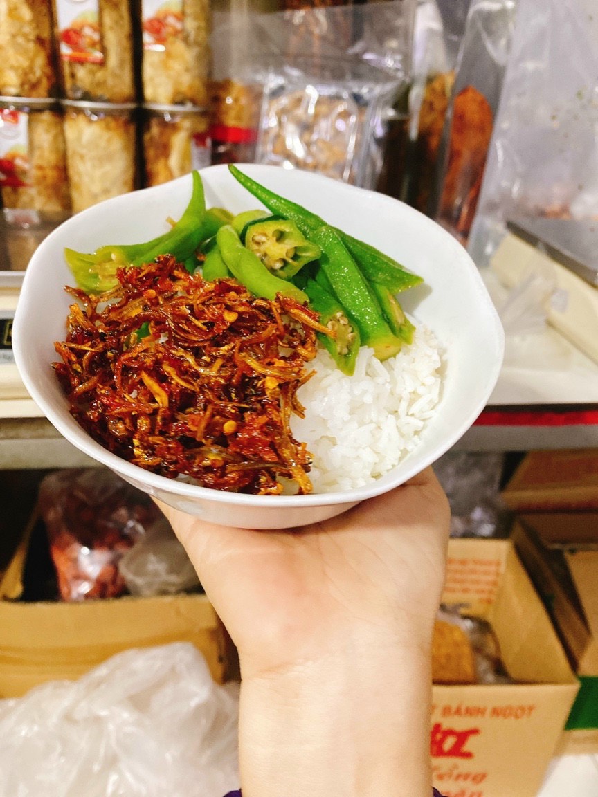 Cá Cơm Rim Mắm Tỏi Ớt Cực Ngon 250g