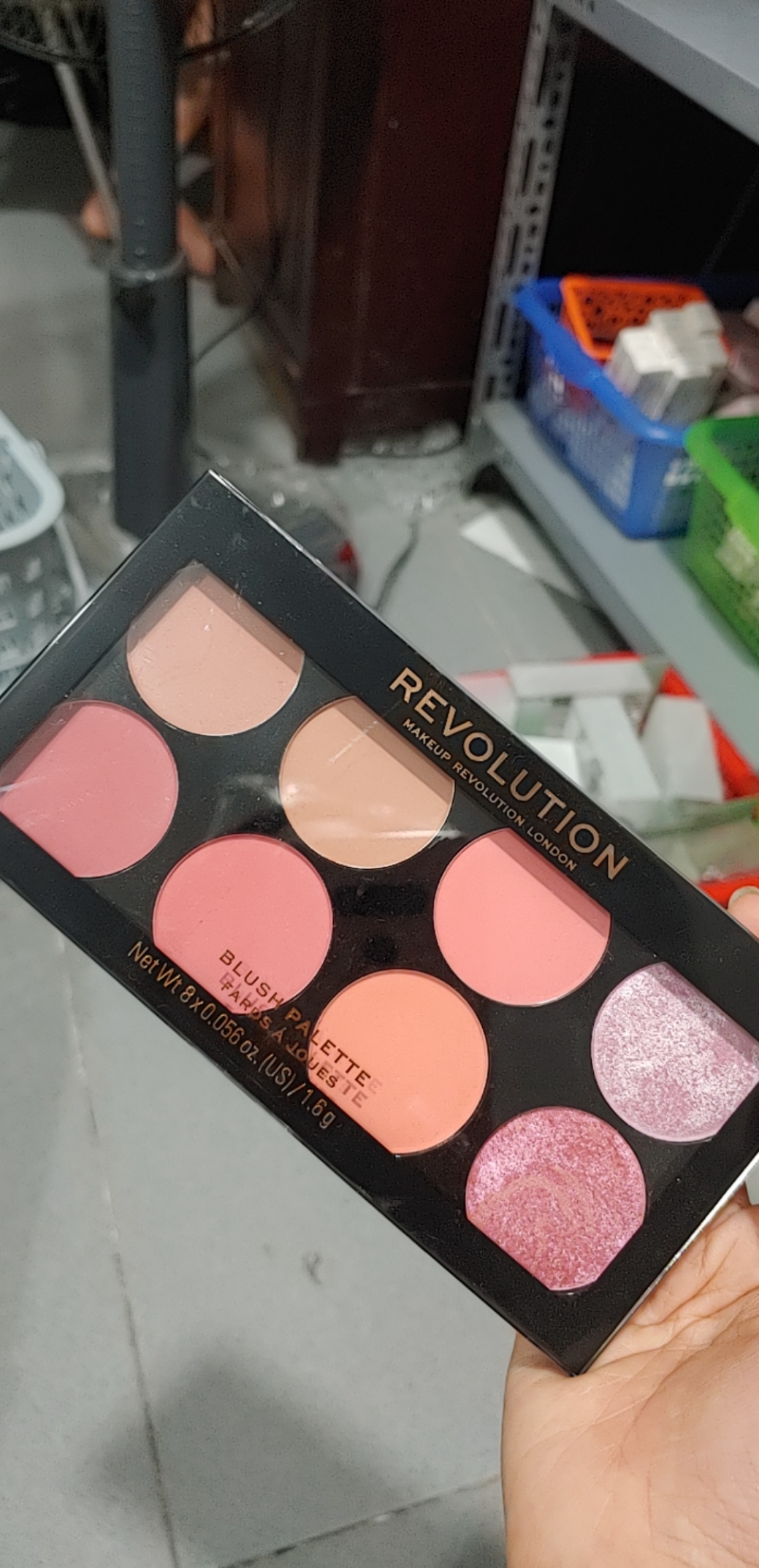 Bảng má 8 brush queen Makeup revolution