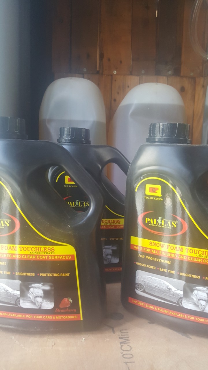 Nước Rửa Xe Không Chạm Pallas 3L