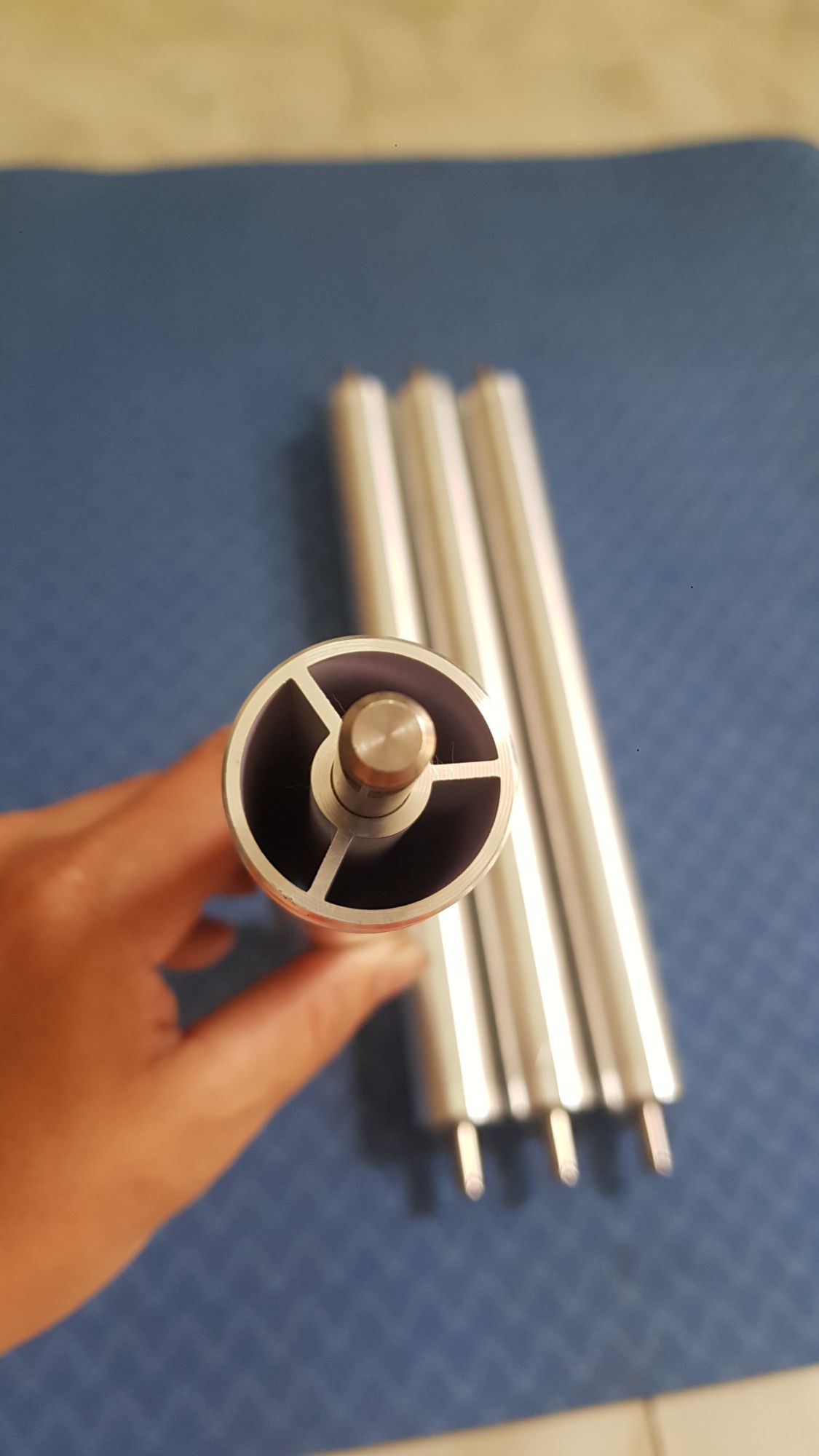 Rulo nhôm phi 30mm,dài 325mm,trục 8mm
