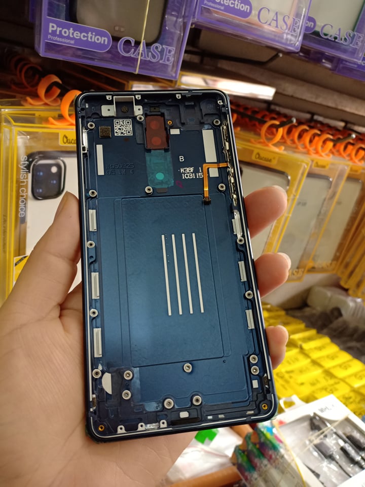Vỏ nắp lưng thay thế cho Nokia 8 Zin mới 100%